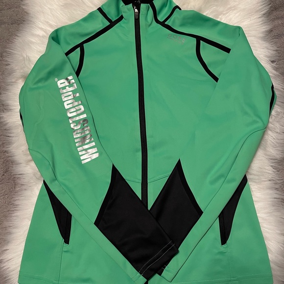 Gore Running Wear Windstopper jacket - Picture 2 of 12